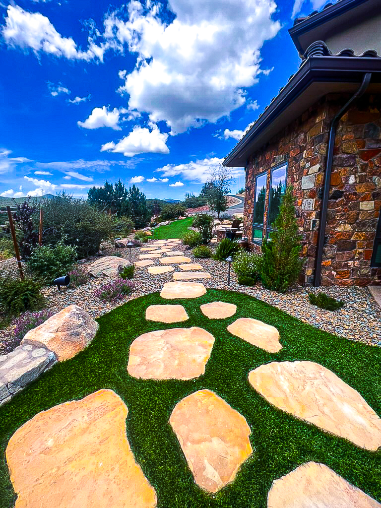 Expert Landscape Maintenance in North Phoenix, AZ​