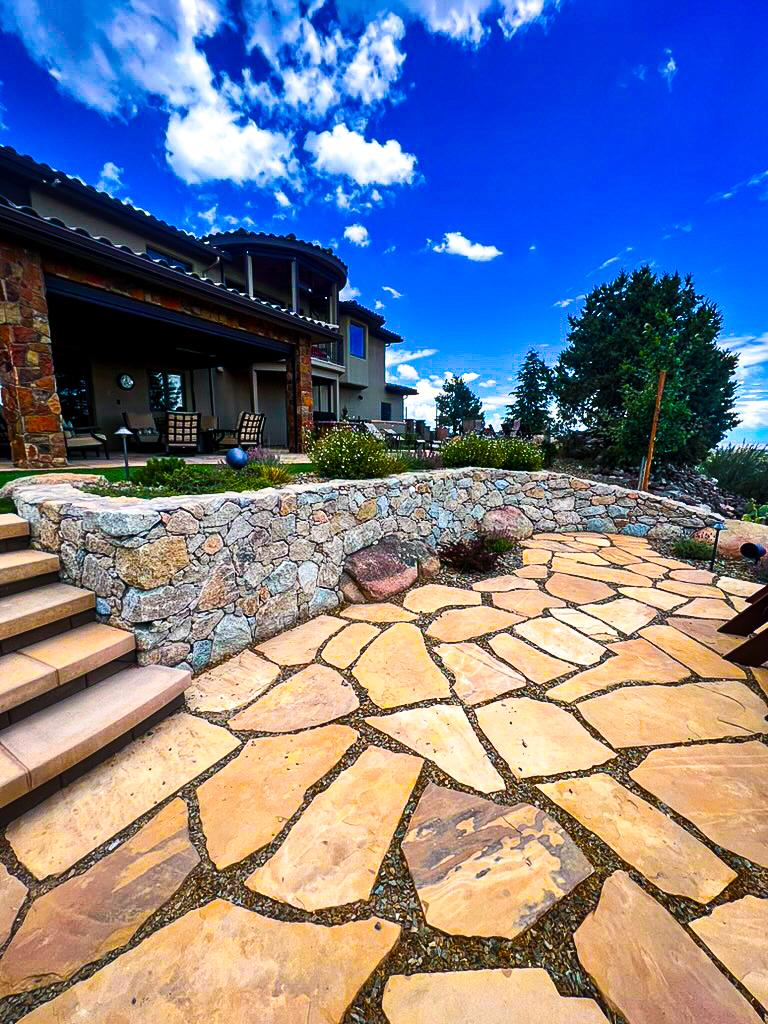 Shade tree planting in Cottonwood, AZ for residential landscapes